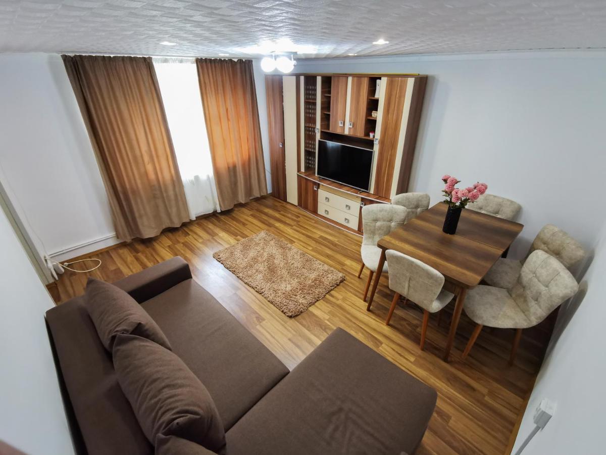 Apartament Dilama ซินายา ภายนอก รูปภาพ